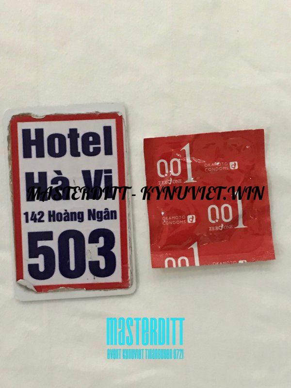 z3500029462687_990abd7e6b126503d86eb819d2cb1225.jpg